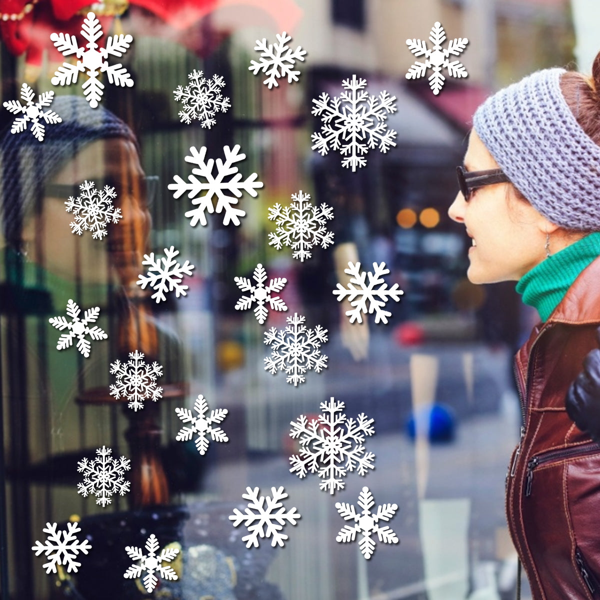 5 Sheets 135 Pcs Christmas White Snowflakes Window Clings 3 Designs Snowflake Static Stickers Winter Snow Flakes Clings For Christmas New Year Home Office Winter Holiday Party Decal