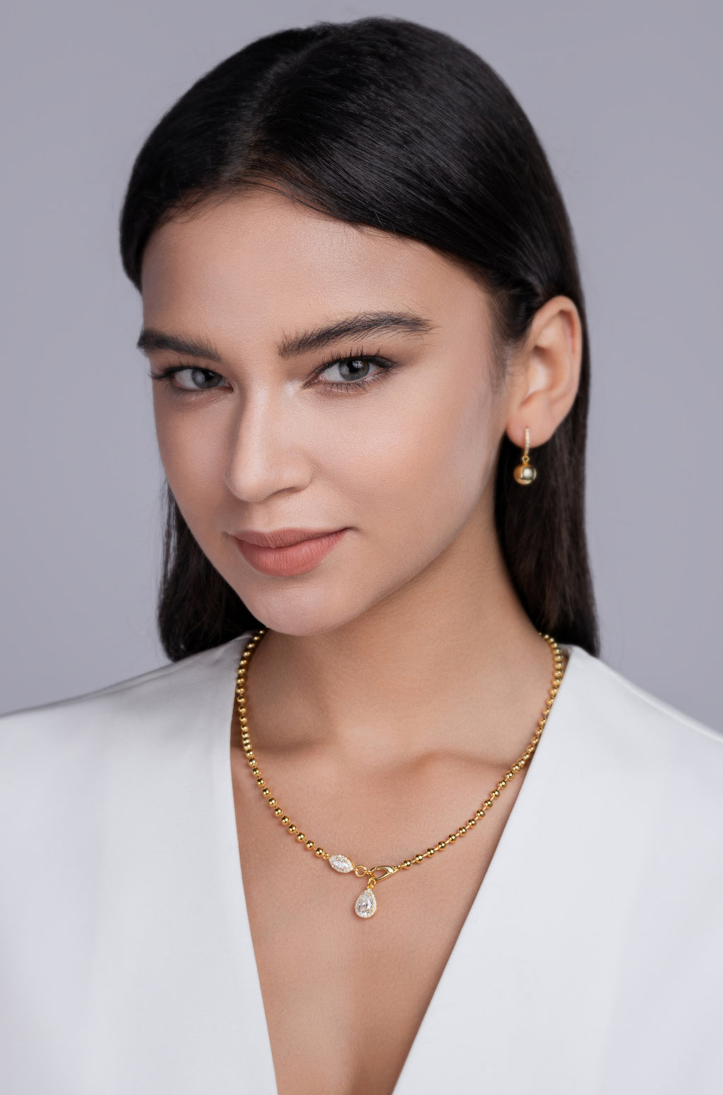Twilight Orchid - A Fashionable And Trendy Necklace Pendant Set With Top-quality Moissanite S925 Silver And Gold-plated. It Can Be Tested With A Diamond Pen