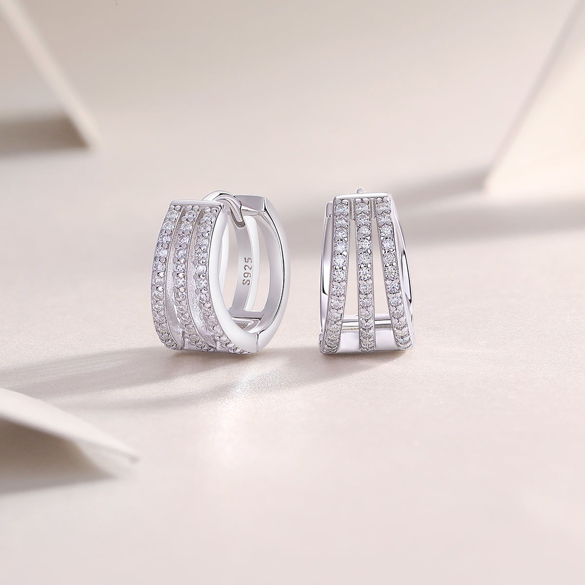 The Beautiful Scenery Of March - Earrings Set With Top-quality Moissanite S925 Silver And Platinum-plated Stud Earrings, A Fashionable And Trendy Accessory, Can Be Tested With A Diamond Pen