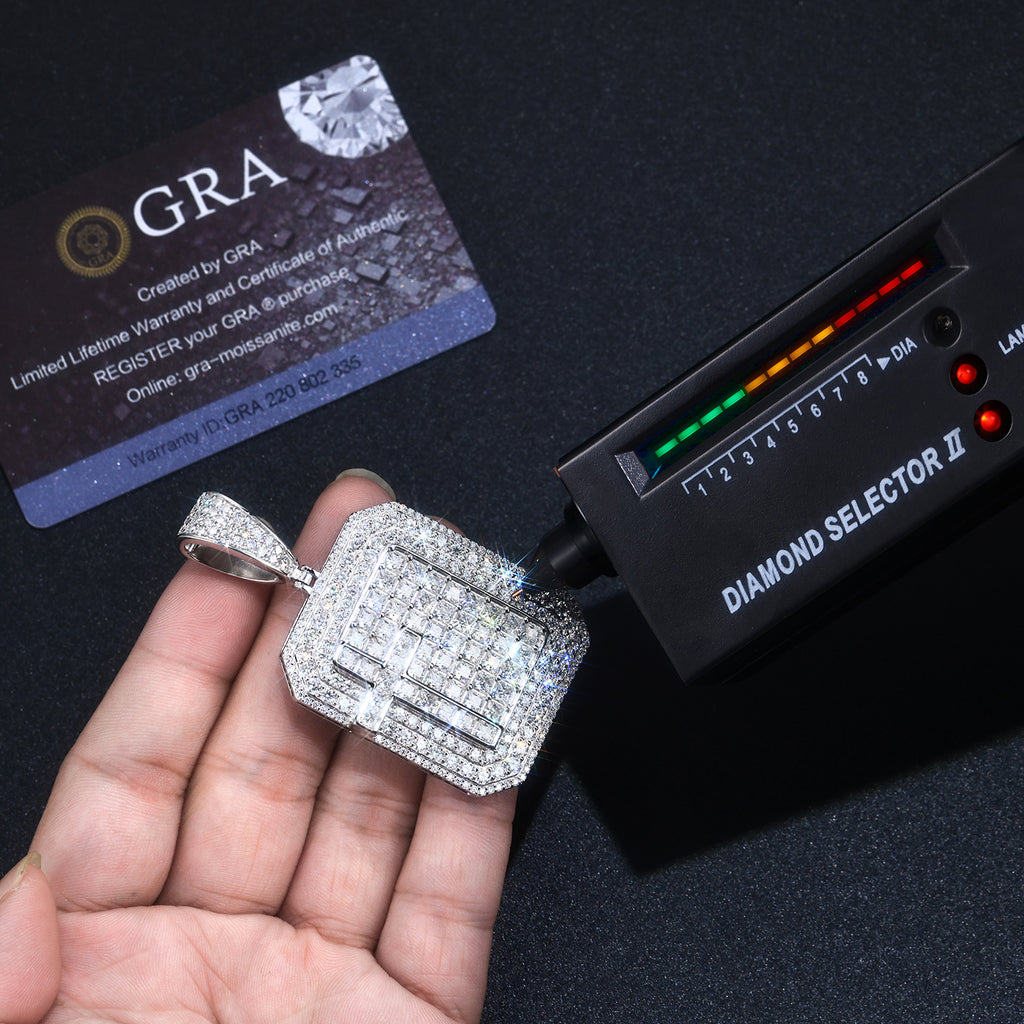 The Light Of Belief - A Fashionable And Trendy Necklace Pendant Set With Top-quality Moissanite S925 And Silver Plated With Platinum Can Be Tested With A Diamond Pen