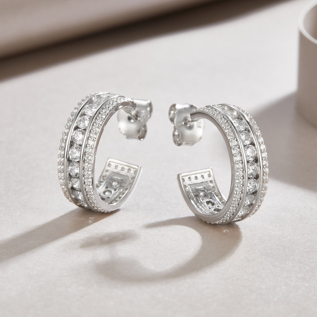 Flying All Over The Sky - Earrings Set With Top-quality Moissanite S925 Silver And Platinum-plated Stud Earrings Are Fashionable And Trendy Accessories That Can Be Tested With A Diamond Pen